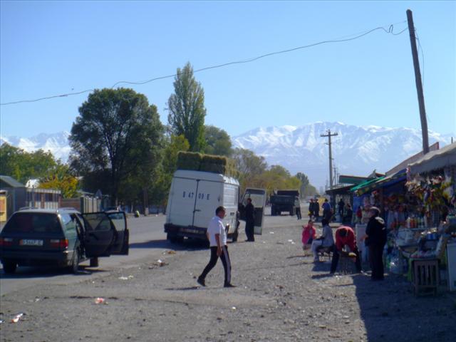 Bazaars, children, mountains - nothing was really for interest for us.