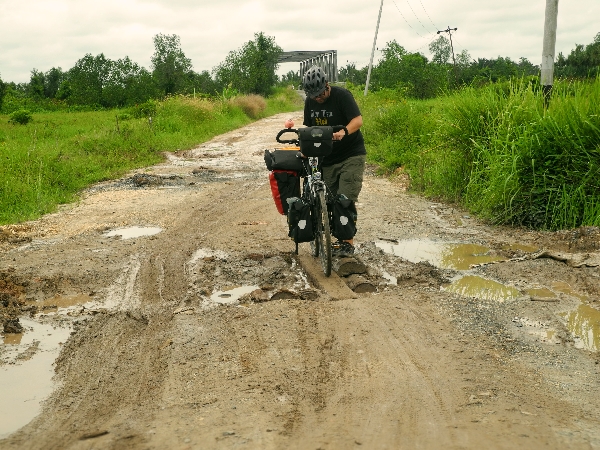 Road condition Sumatra