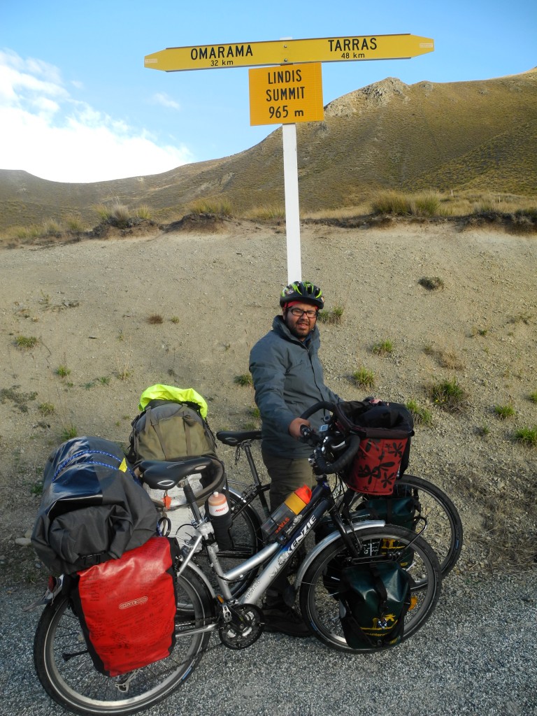 Cycling Lindis Pass