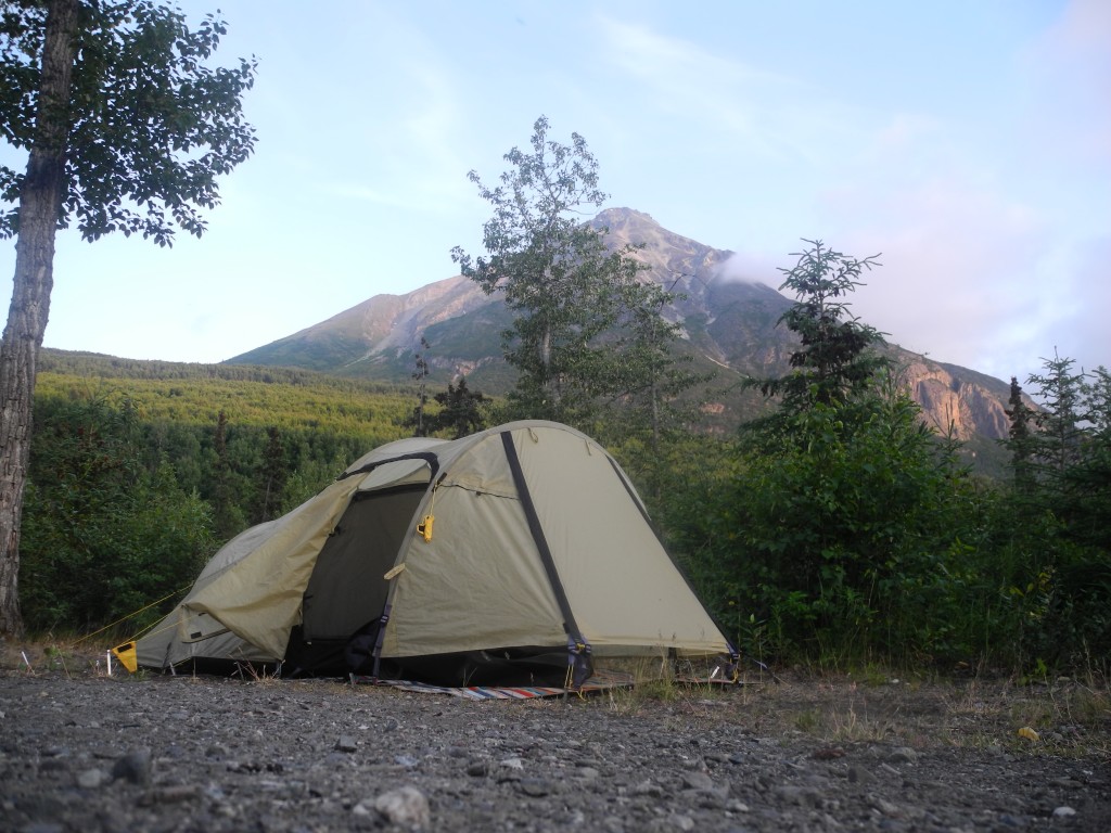 Camping under the King Mountain 
