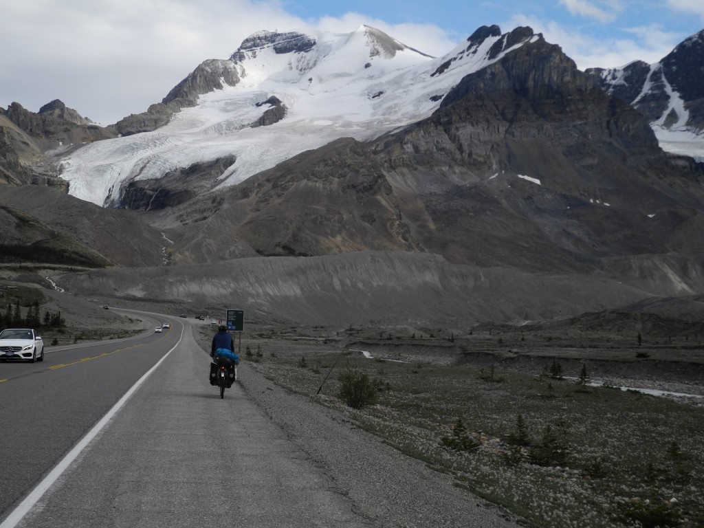 Icefields Parkway by bicycle