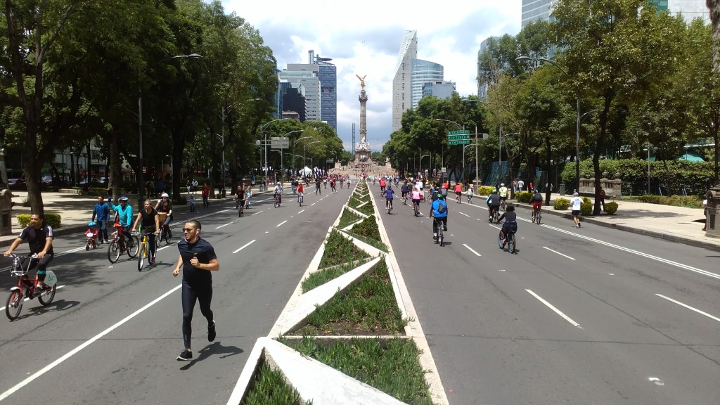 Cycling Sunday in Mexico City
