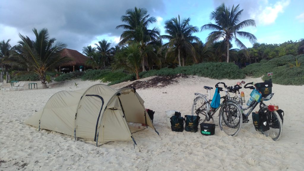 Wechsel Tent camping on the beach of Tulum